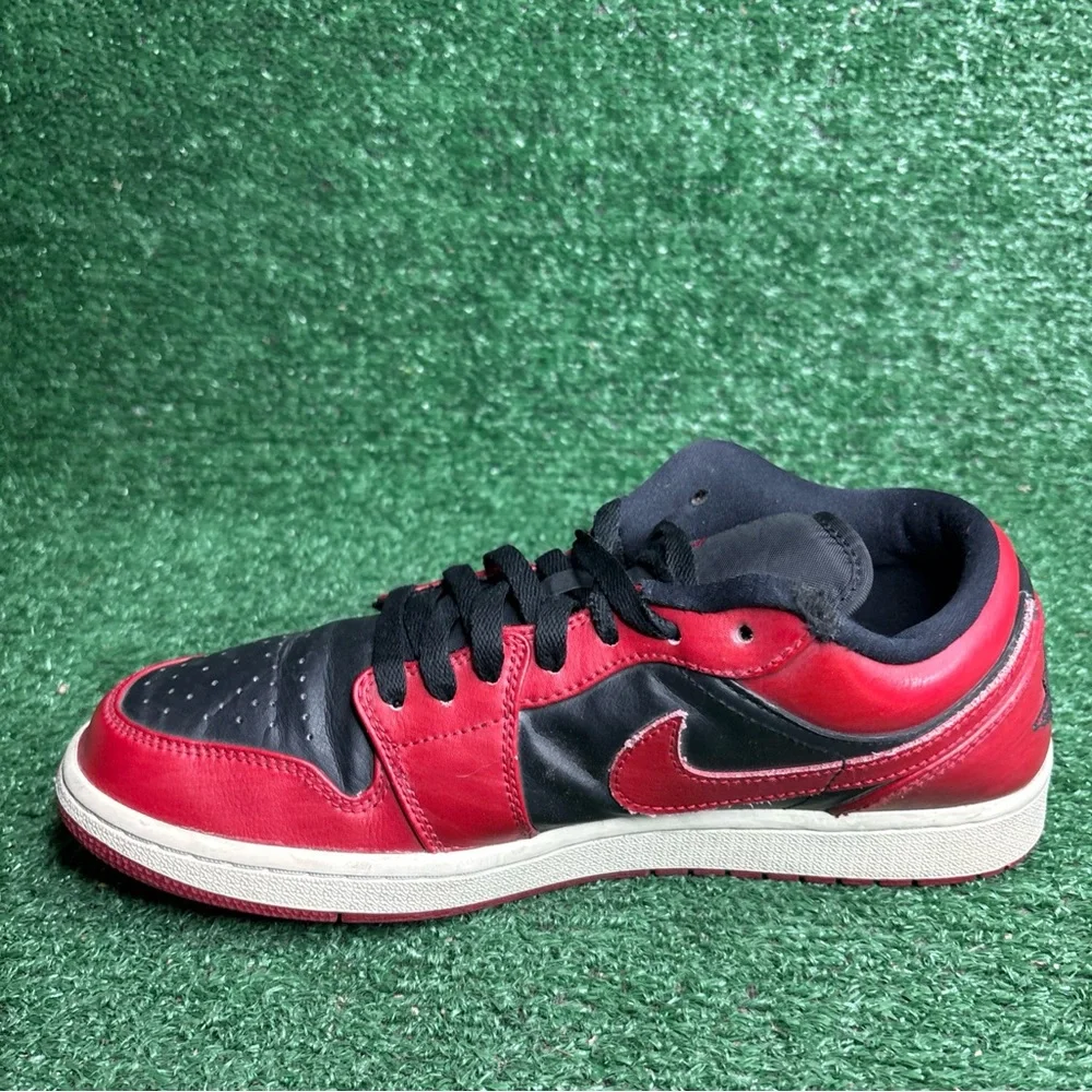 Air Jordan 1 Low Red Black Bred Men's Lifestyle‎ Basketball Sneakers Size 9.5